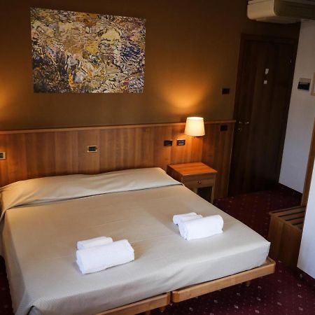 Villanova Hotel San Bonifacio Eksteriør bilde