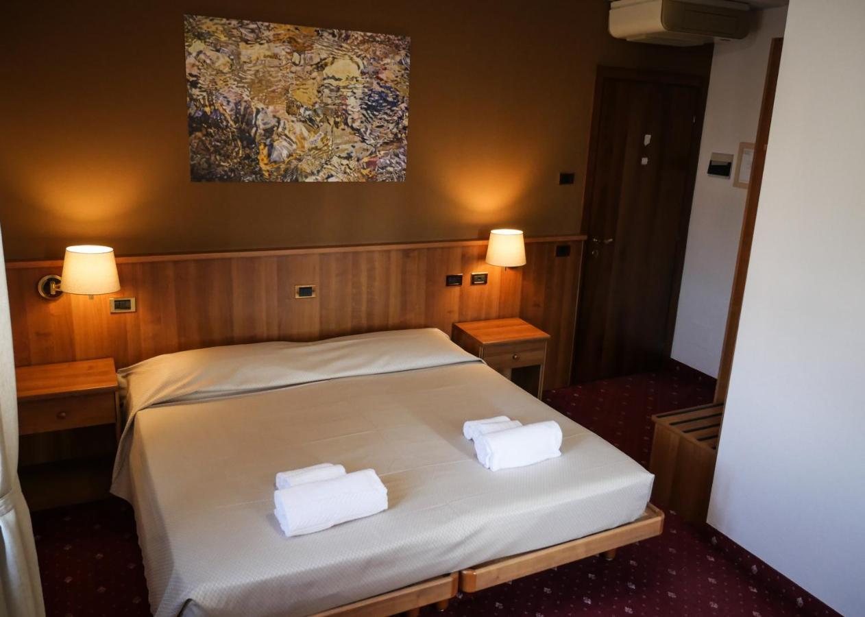 Villanova Hotel San Bonifacio Eksteriør bilde